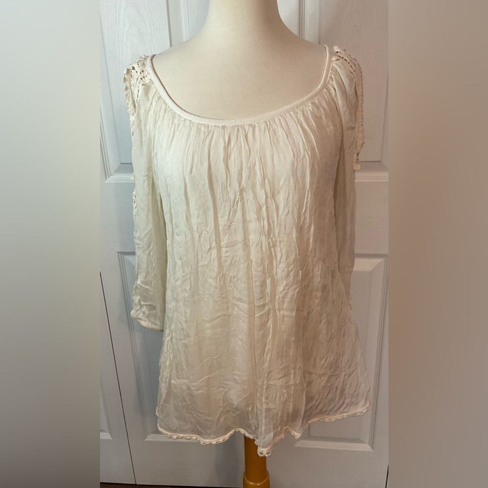 Bellambra Italy Cream‎ Ivory Silk Crochet Cold Shoulder Top Boho Size Medium